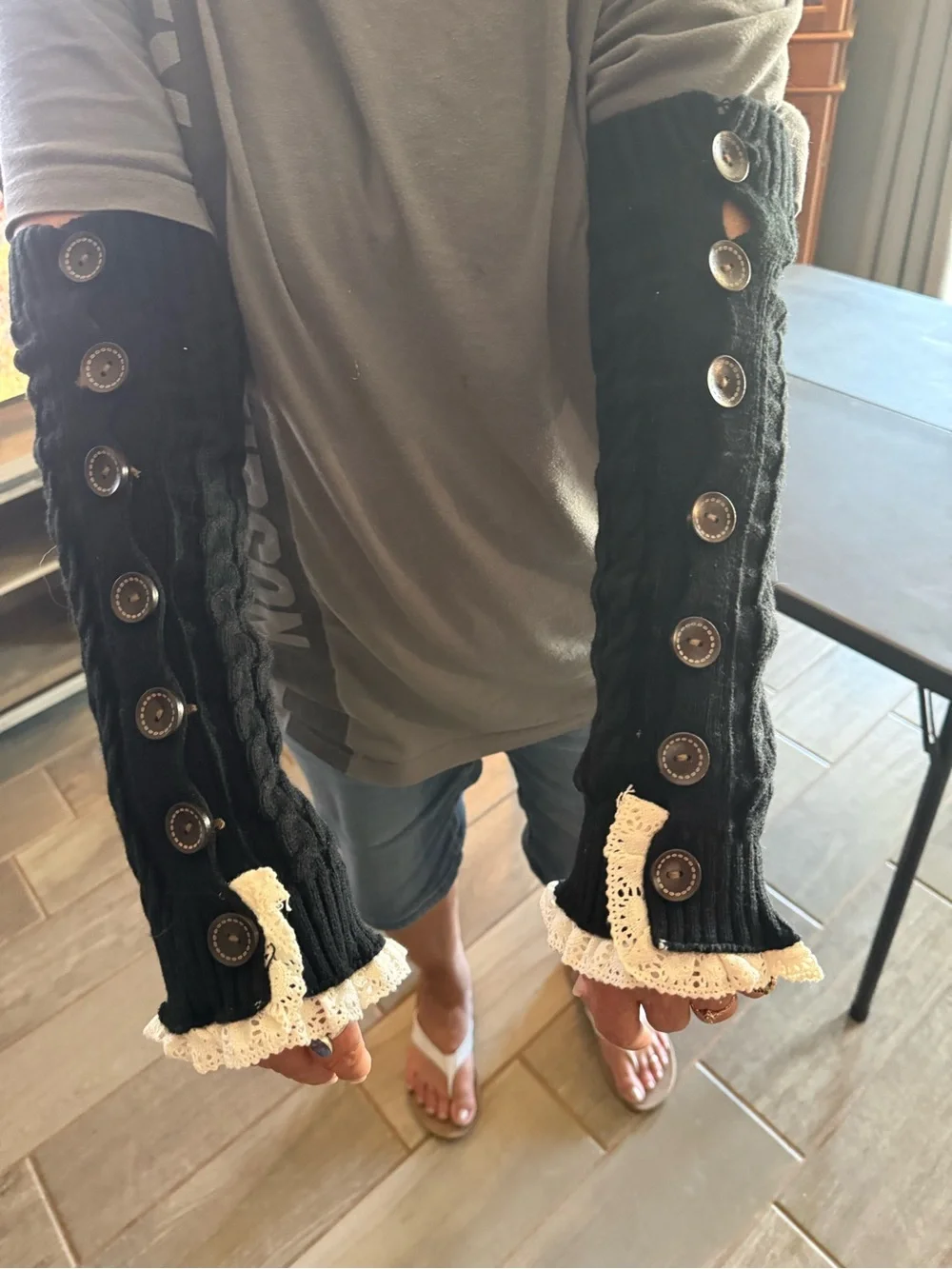 Handmade black cable
